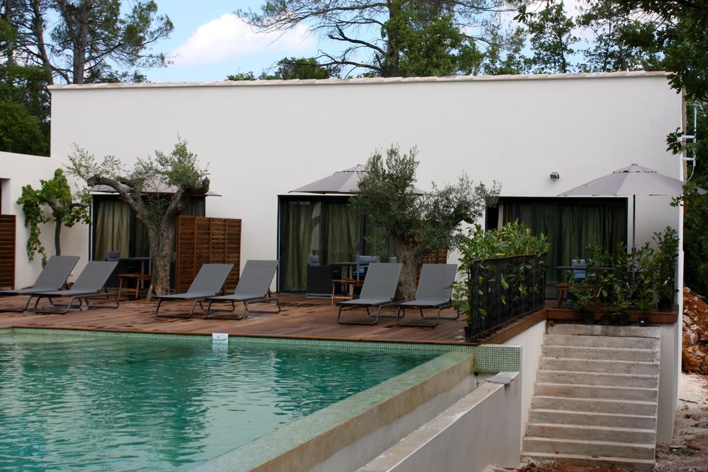 Sous Les Oliviers - Piscine Chauffee - Studios De Standing Tout-Equipes Saint-Maximin-la-Sainte-Baume Room photo